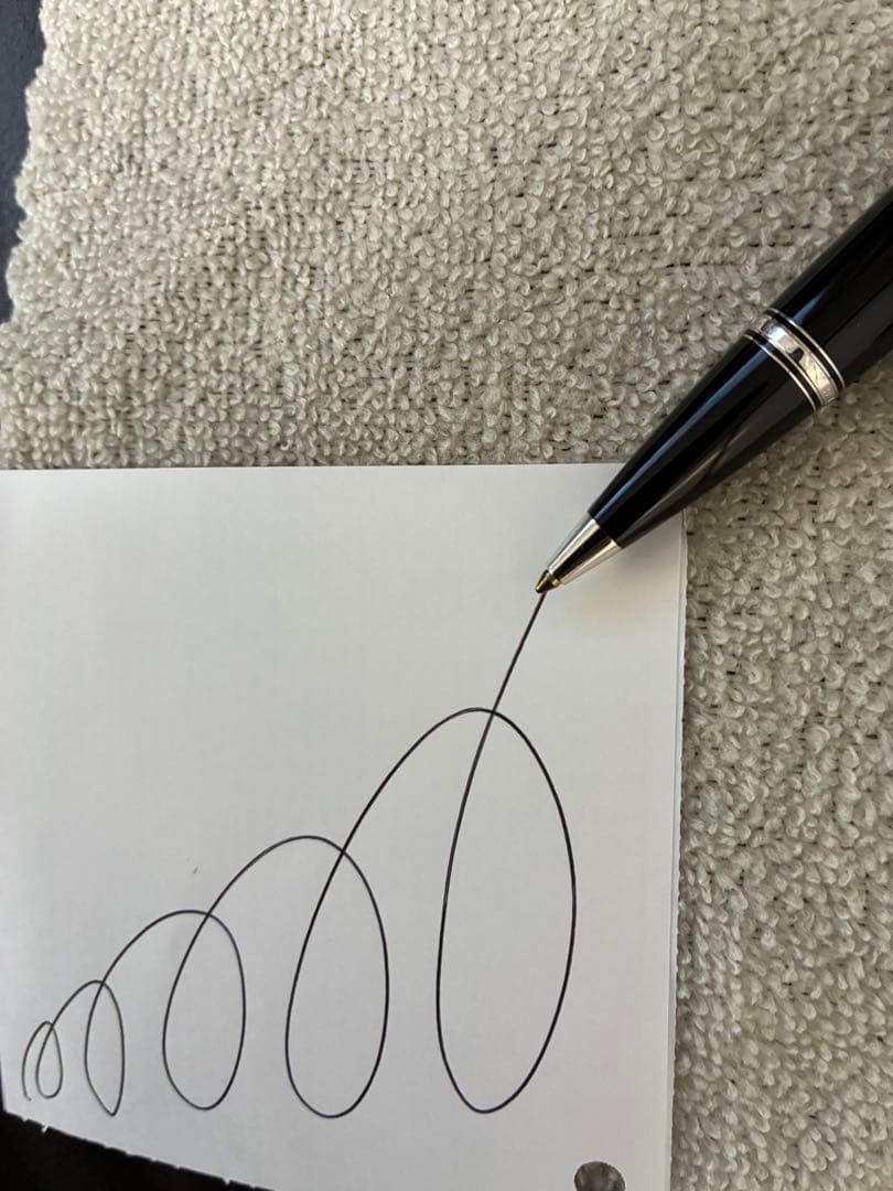 ◾️プラチナ◾️モンブラン◾️ボエム ボールペン◾️ブルーストーン◾️化粧箱付属◾️筆記良◾️