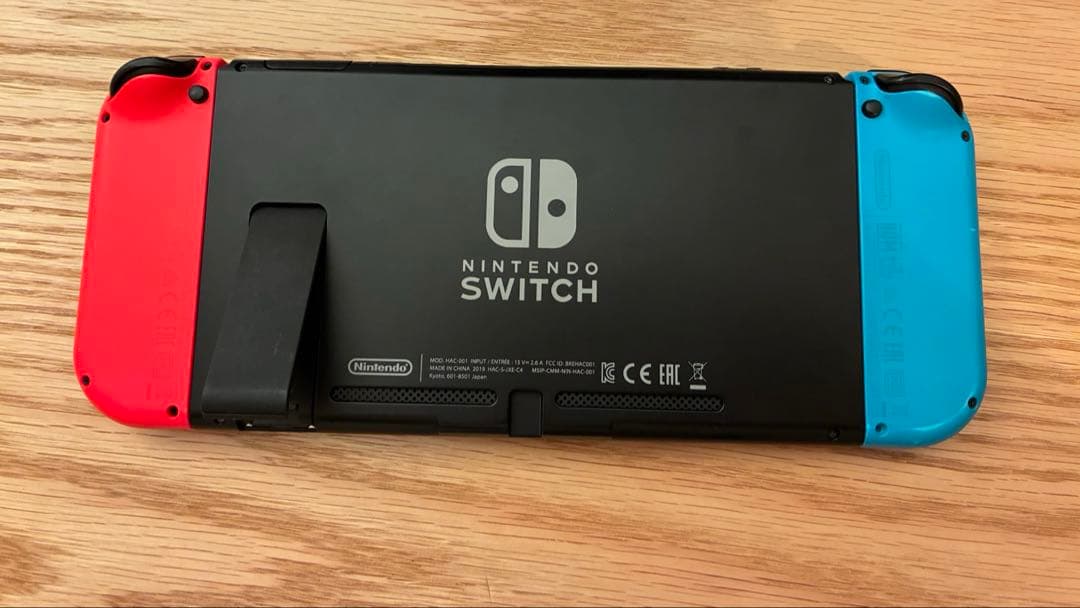 Nintendo Switch HAC-001箱・付属品完備 ジョイコン動作不明