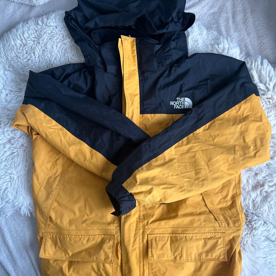 THE NORTH FACE ジャケット 黒/黄色