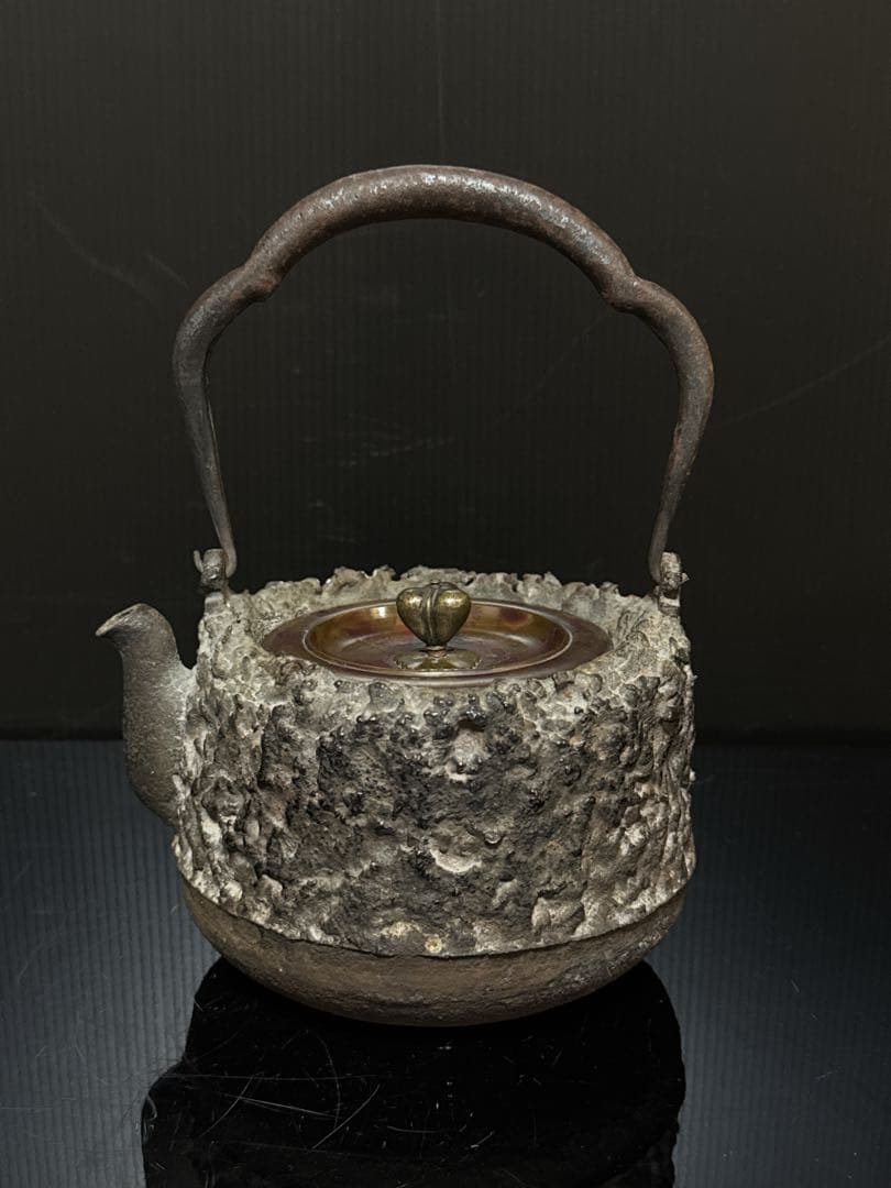 龍文堂 安之介 造 道安形 提手銀象嵌 斑紫銅蓋 鉄瓶 共箱付 茶道具