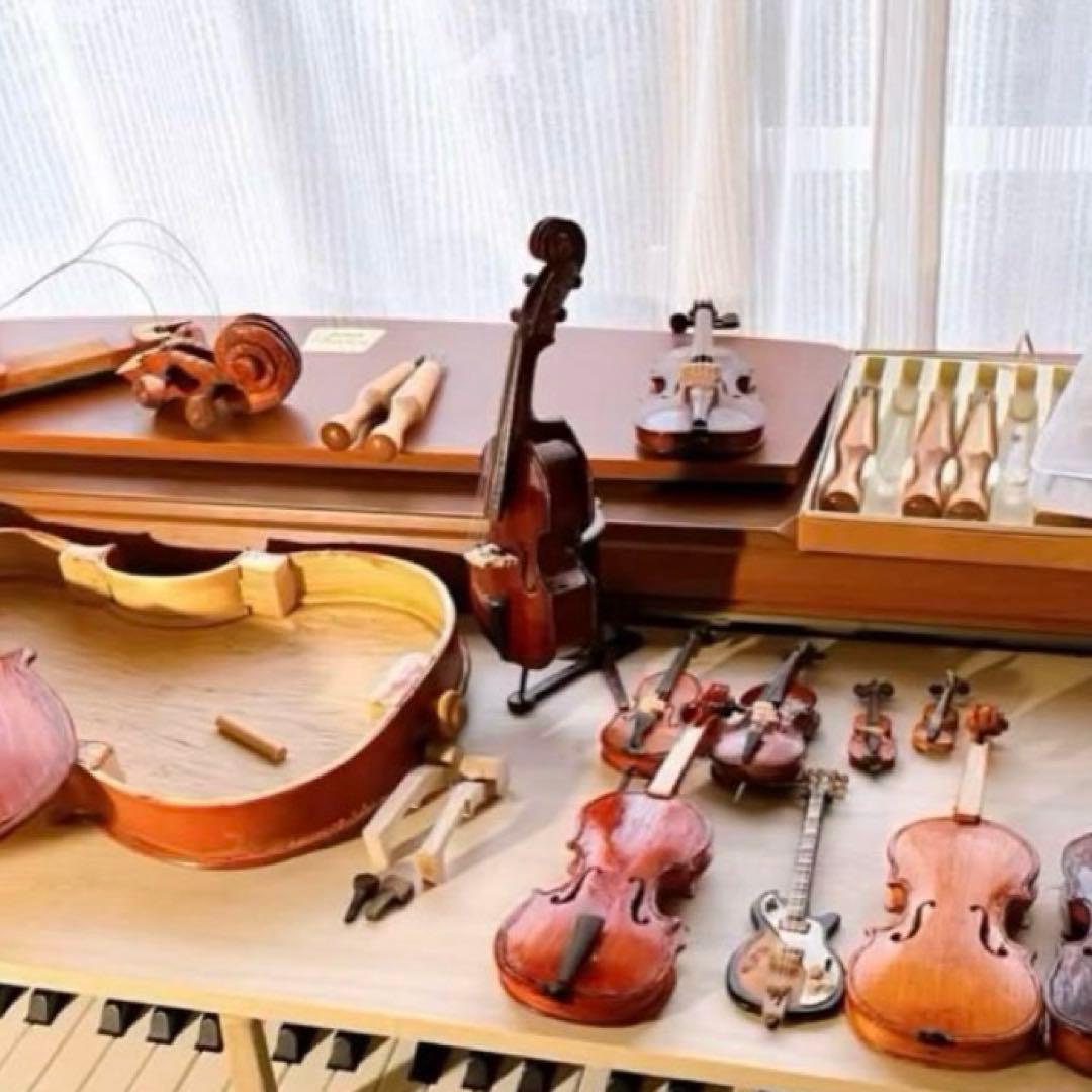 手作り小型コントラバス（約22cm）