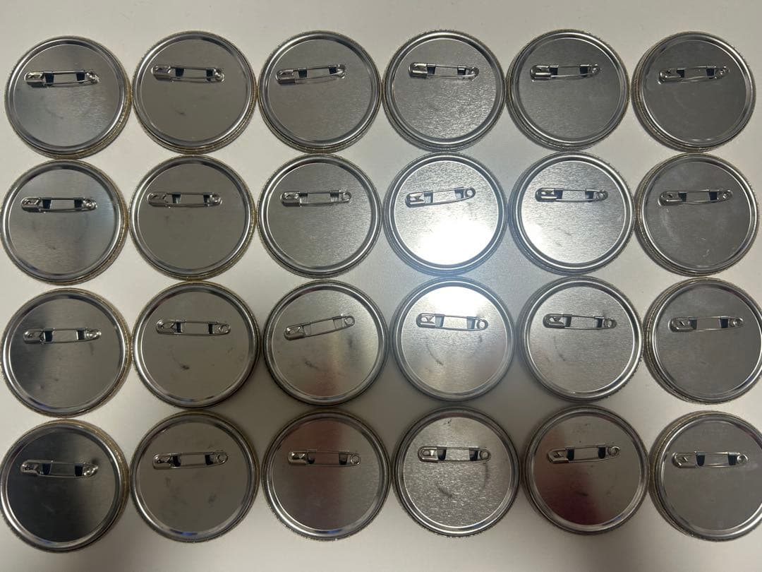 ツイステ シルバー Roman缶