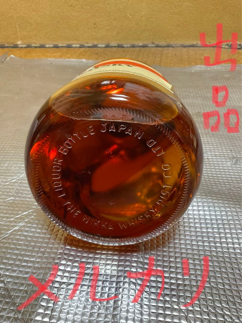ニッカ・ウヰスキー／HI NIKKA・WHISKY・DX。1920ml、39度。
