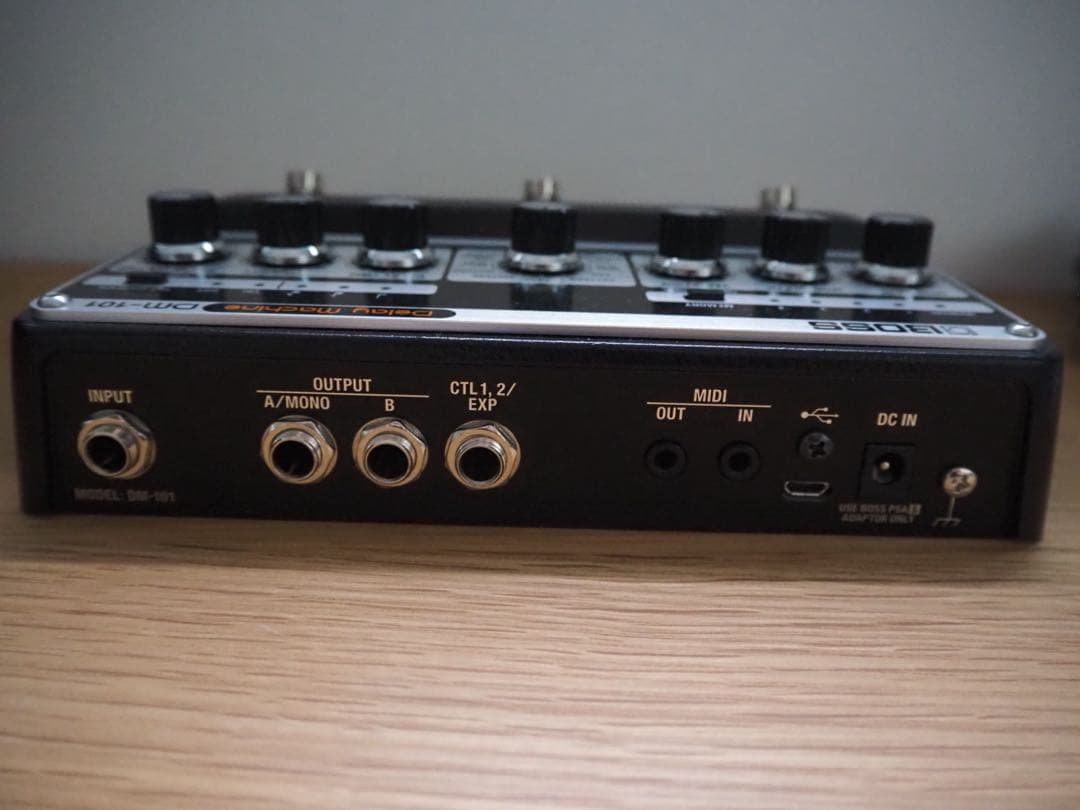 BOSS DM-101 ディレイマシン