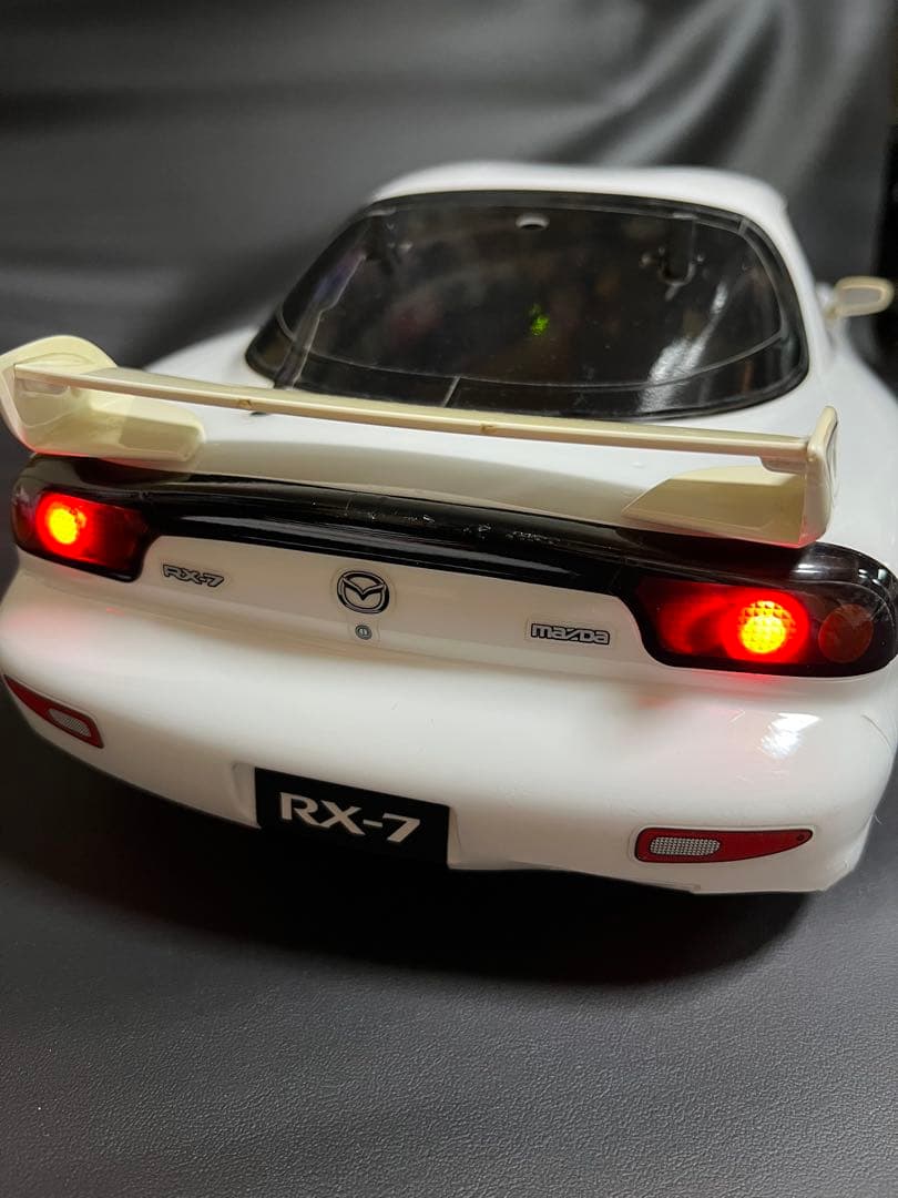 1/10RC RX-7 ドリフトスペック (ホワイトスペシャル)