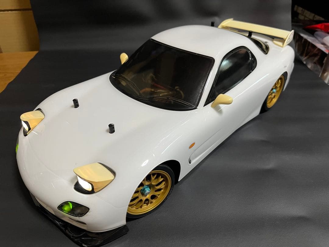 1/10RC RX-7 ドリフトスペック (ホワイトスペシャル)