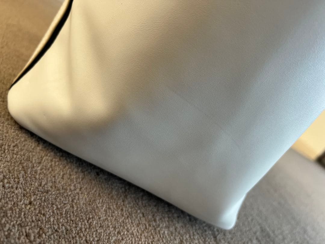 《新品未使用》　《おまけ付き》ゴルフバック　ブラック&ホワイト