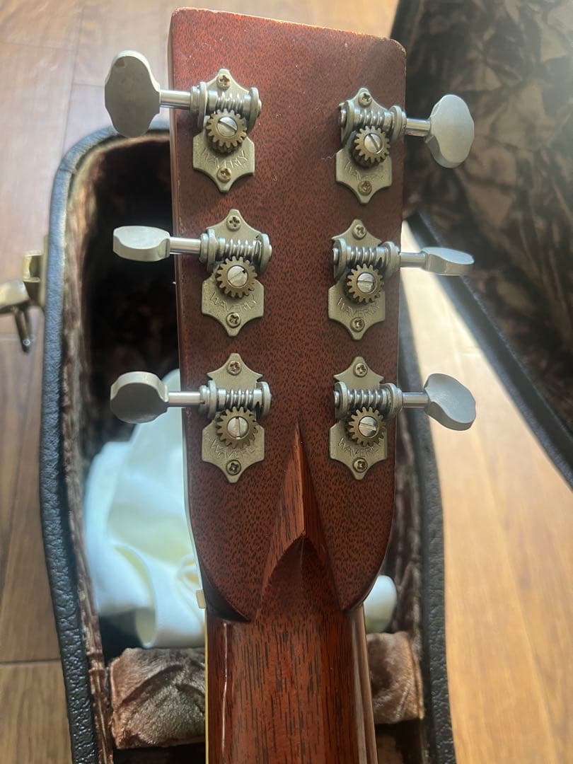 Santa Cruz OMサイズギター(Collings社製ハードケース付き)