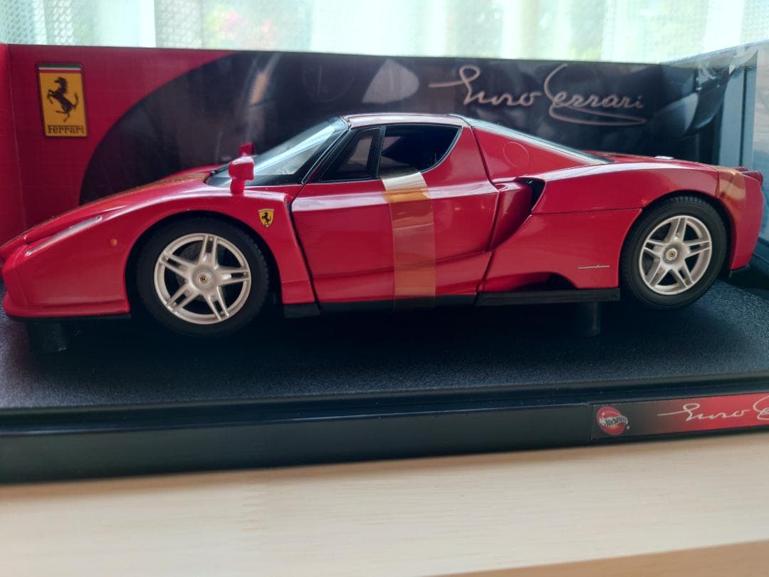 1/18 Hot Wheels(ホットウィール) エンツォ フェラーリ