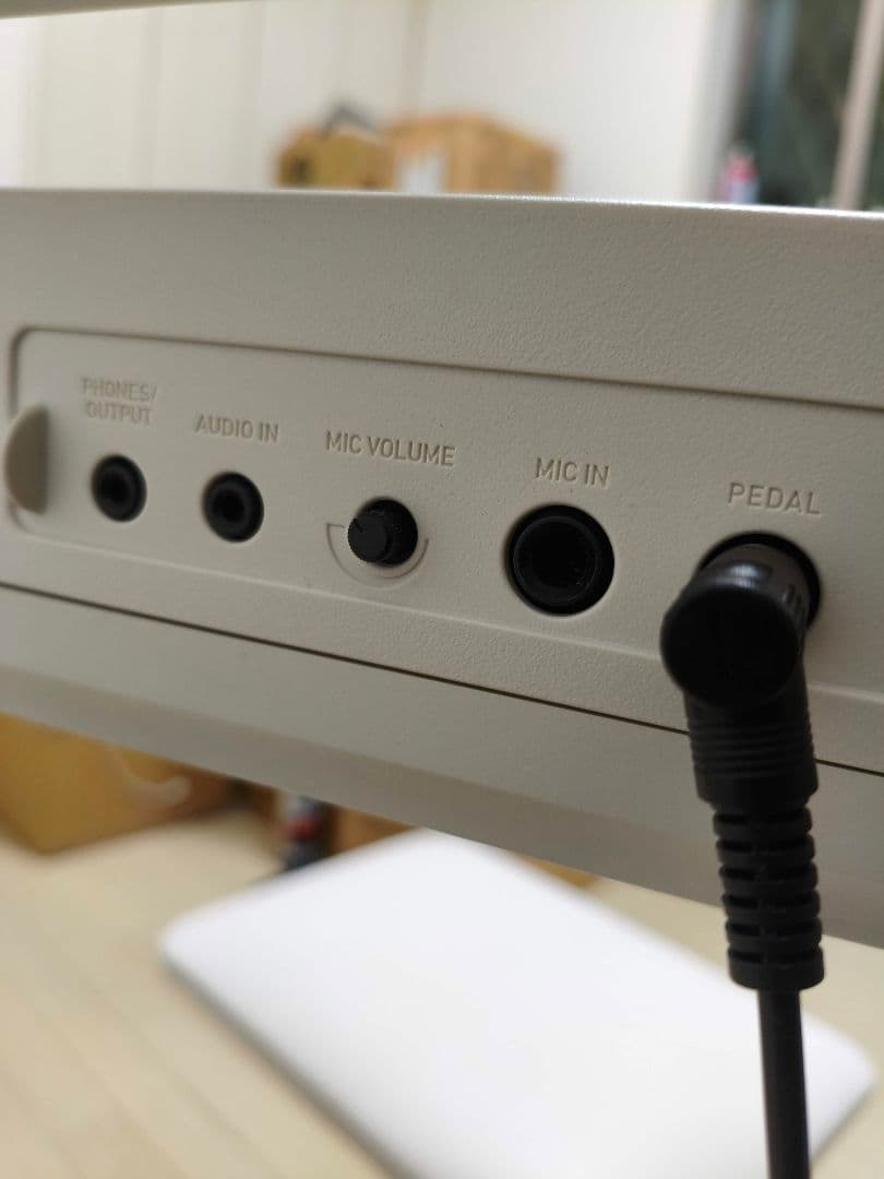 カシオ　電子キーボード　LK-530 2024年製 スタンド　イス付き