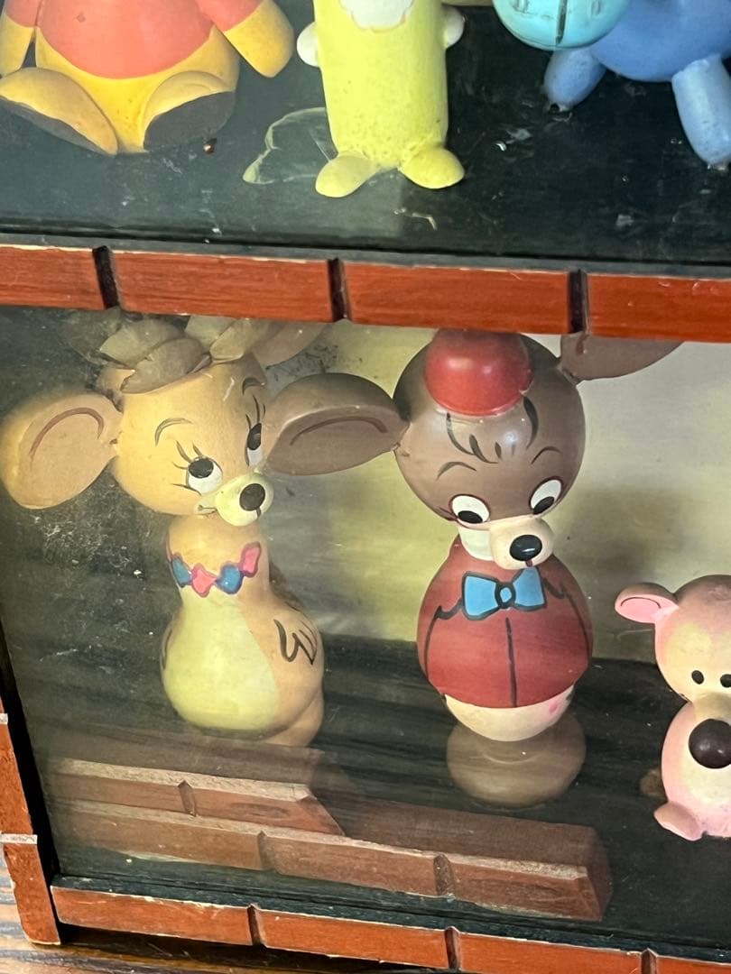 Disney ディズニー まんがこけし 19体　木製 飾り棚 昭和レトロ