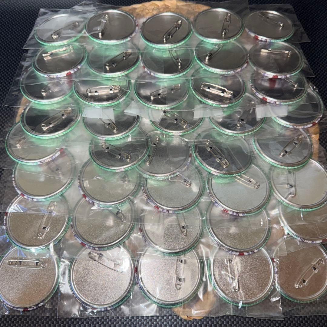 プロセカ グリッター缶バッジ 宵崎奏 40個 バラ売り可