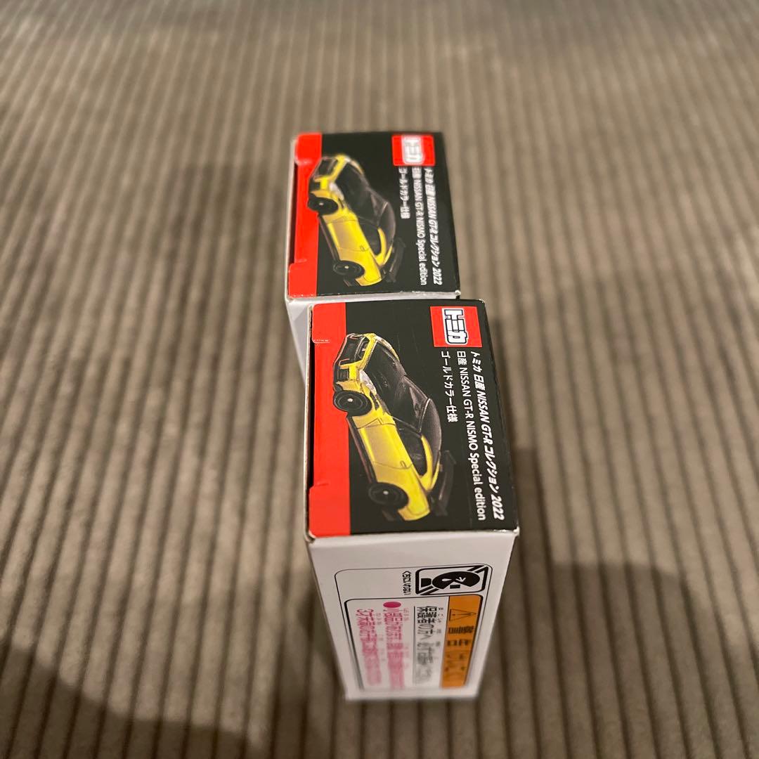 日産GT-R NISMO Special edition トミカ　ゴールドカラー