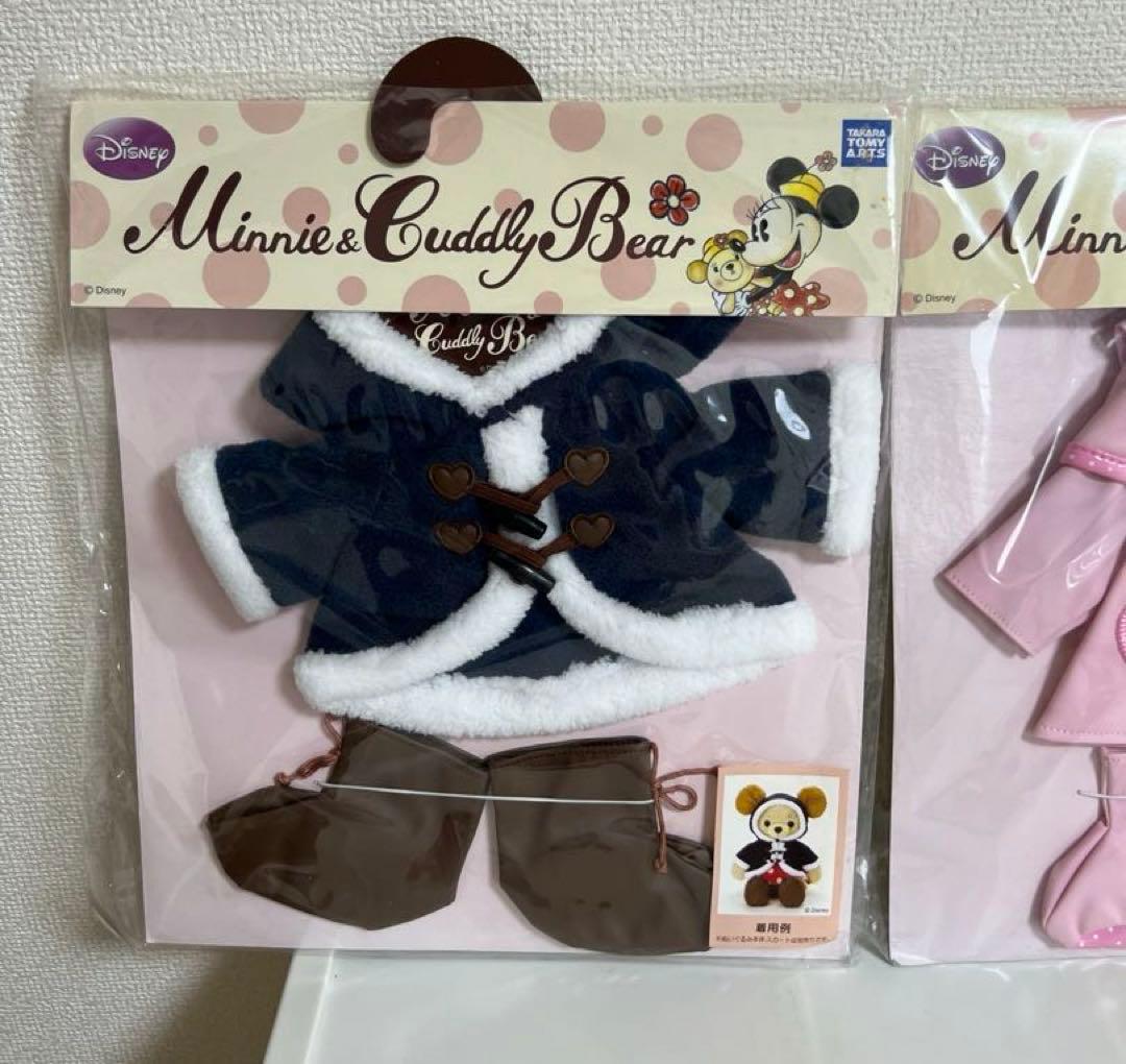 カドリーベアーコスチューム（ピンクのカッパ、紺色のコート）
