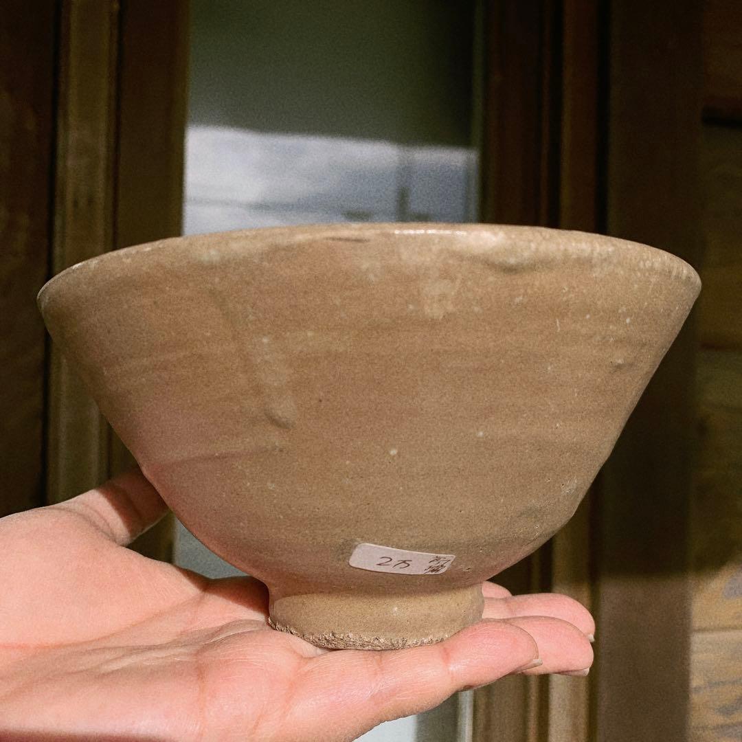 李朝　高麗　抹茶茶碗　大きな茶碗　朝鮮　韓国　骨董品　中国　古美術　欠けあり