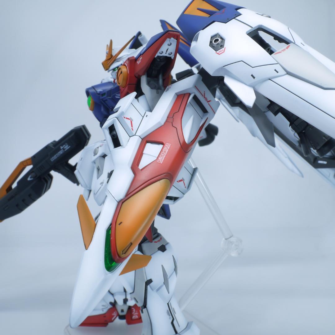 ガンプラ　RG ウイングガンダムゼロ　全塗装　完成品