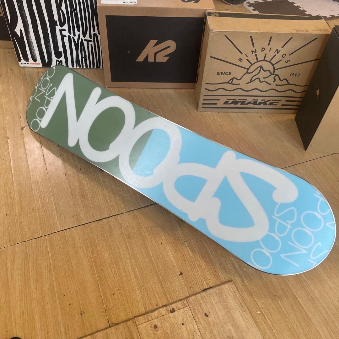 SPOON　スプーン　美品キッズスノーボードセット　バイン付4点セット