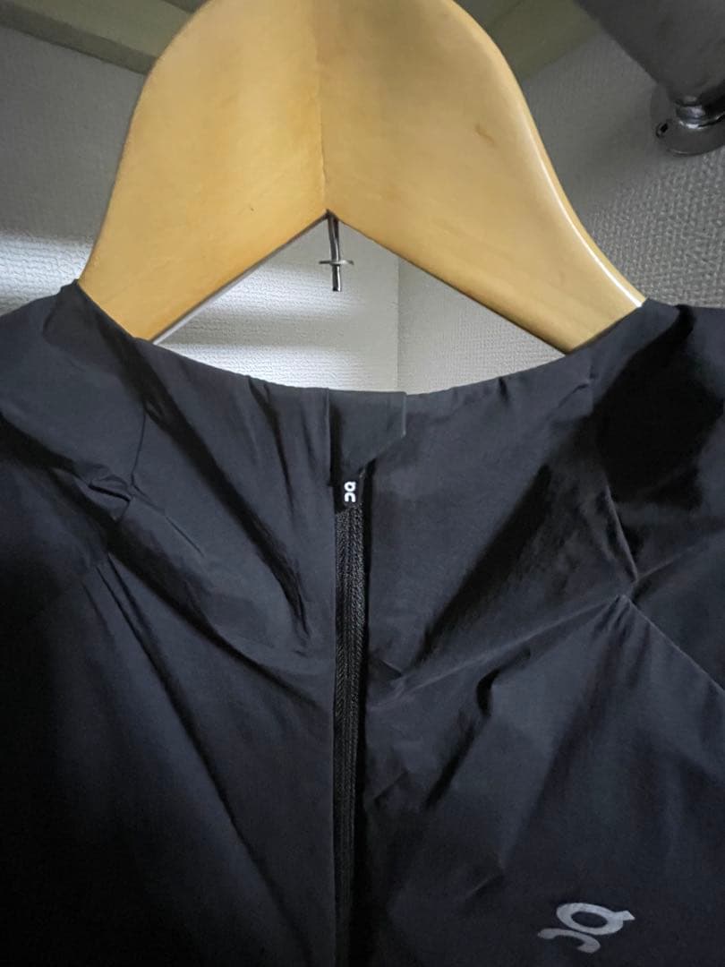 【送料込】【美品】on Core Jacket コアジャケット ブラック S