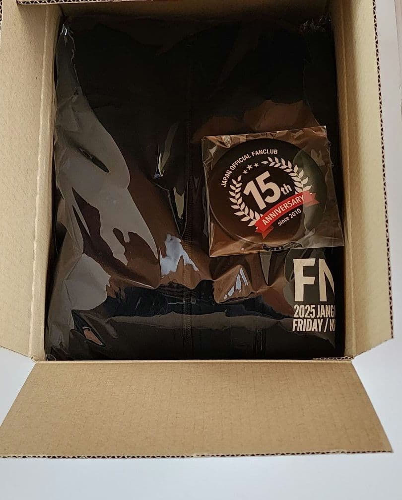 チャン・グンソク FNLファンミグッズ フリースポケットジャケット&缶バッジ