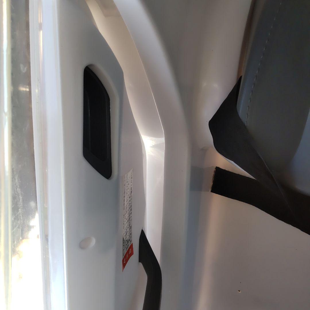 トイザらス　 i8 Concept Spyder 子供用電動自動車