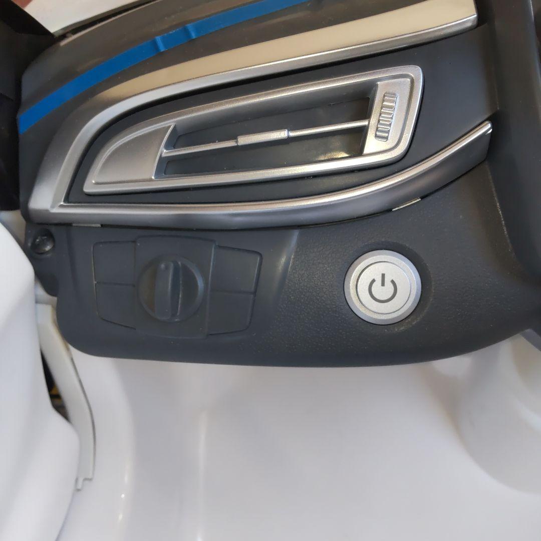 トイザらス　 i8 Concept Spyder 子供用電動自動車