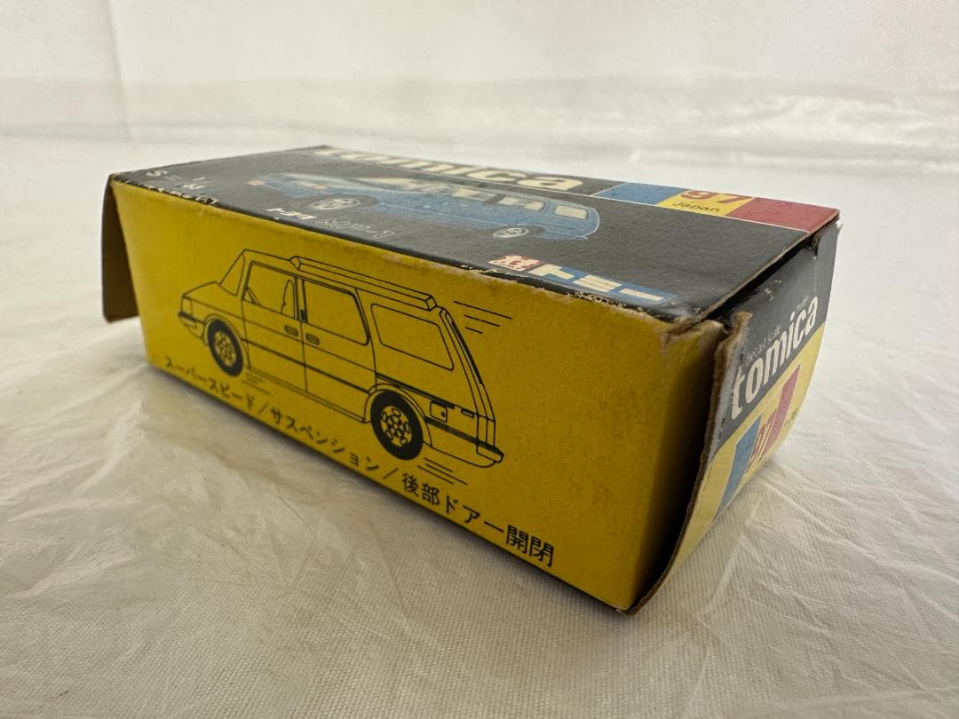 トミカ 黒箱 日本製 レトロ トヨタ ダイナ JAF レッカー トヨタ MP-1