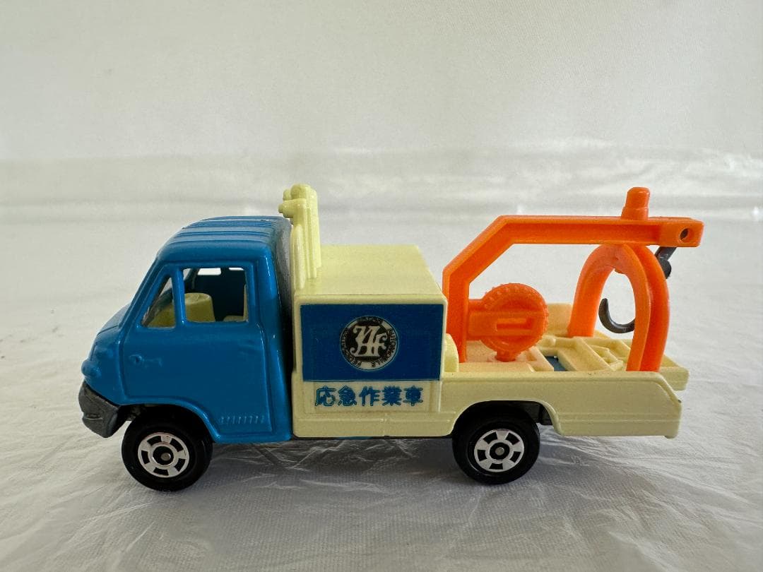 トミカ 黒箱 日本製 レトロ トヨタ ダイナ JAF レッカー トヨタ MP-1