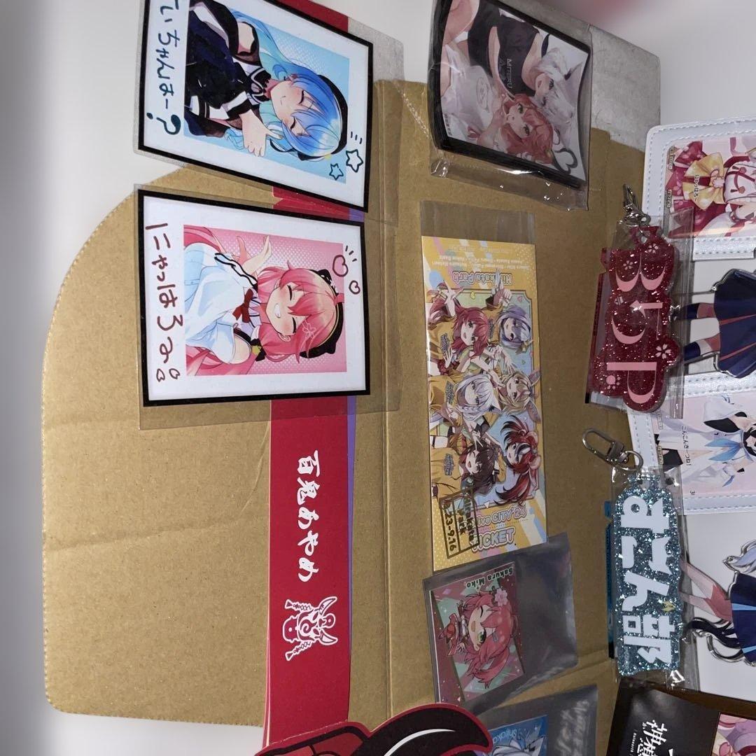 ホロライブグッズ