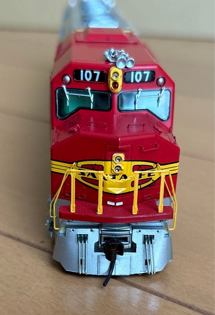 Athearn GENESIS Santa Fe FP45 107 サウンド車