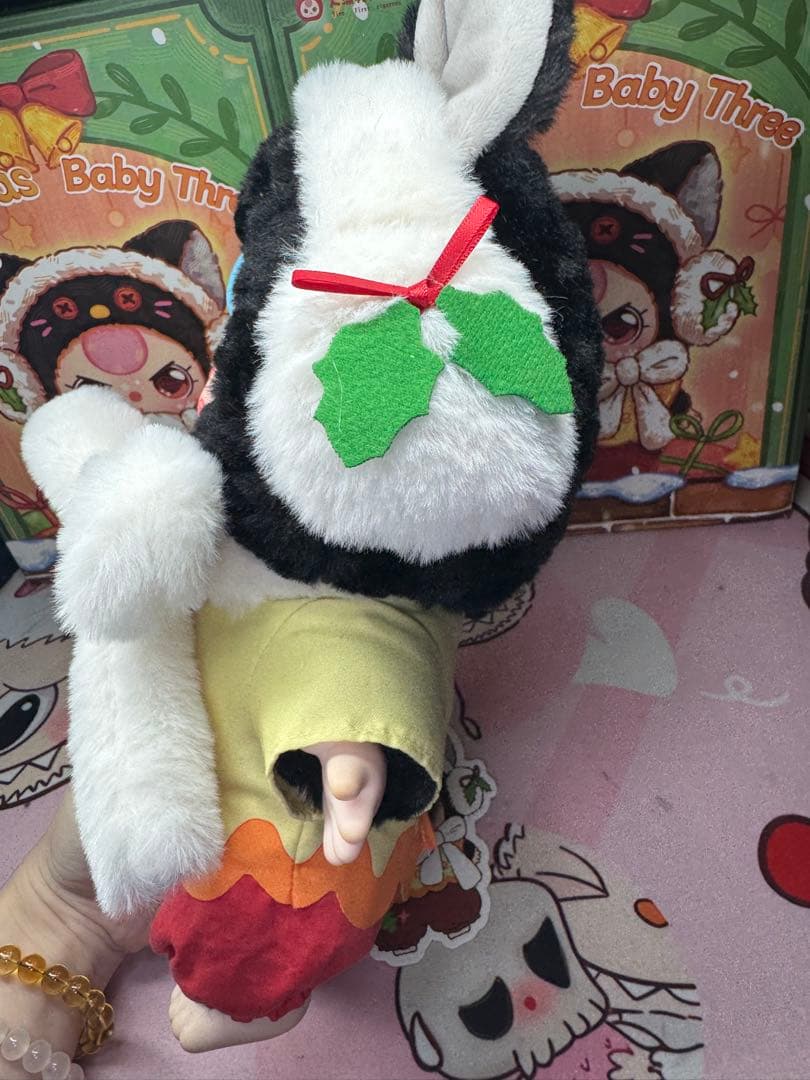 154.babythree big400%体　クリスマス限定　海外ドール　新品