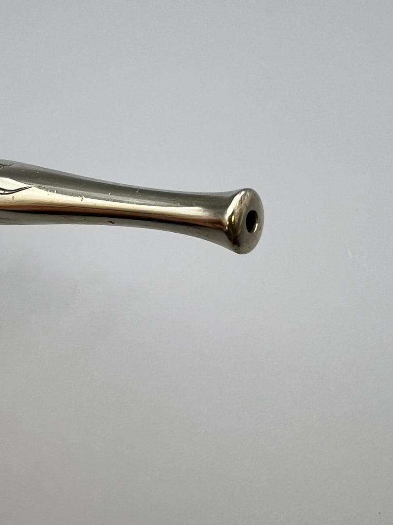 純銀　村田　六角煙管　キセル　かぶ食２匹鼠図　銀細工　アンティーク　重量約45g