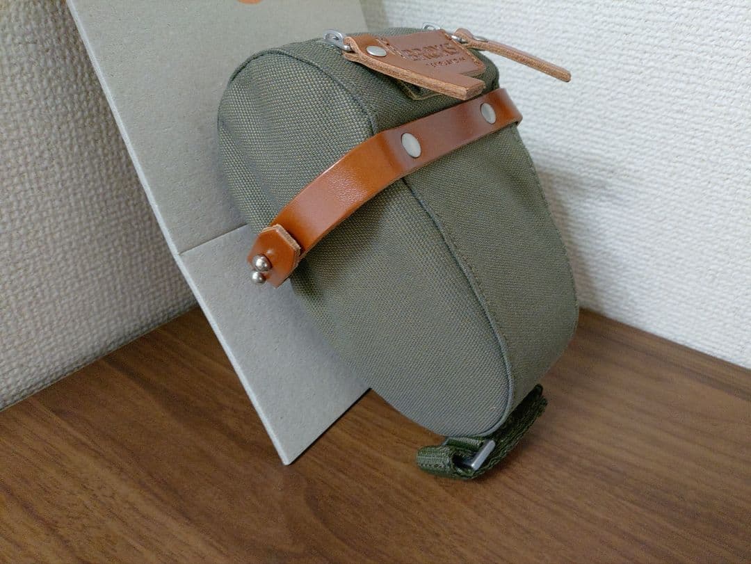 BROOKS　サドルバッグ