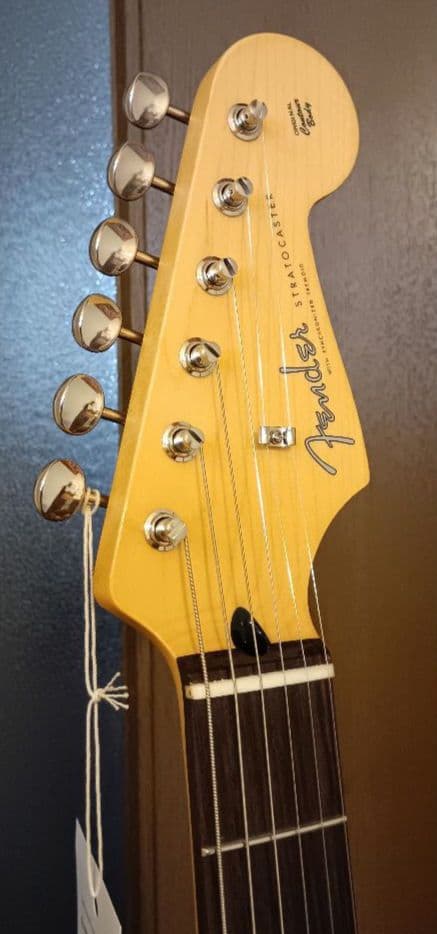 Fender MIJ hybrid II Stratocaster 【美品】