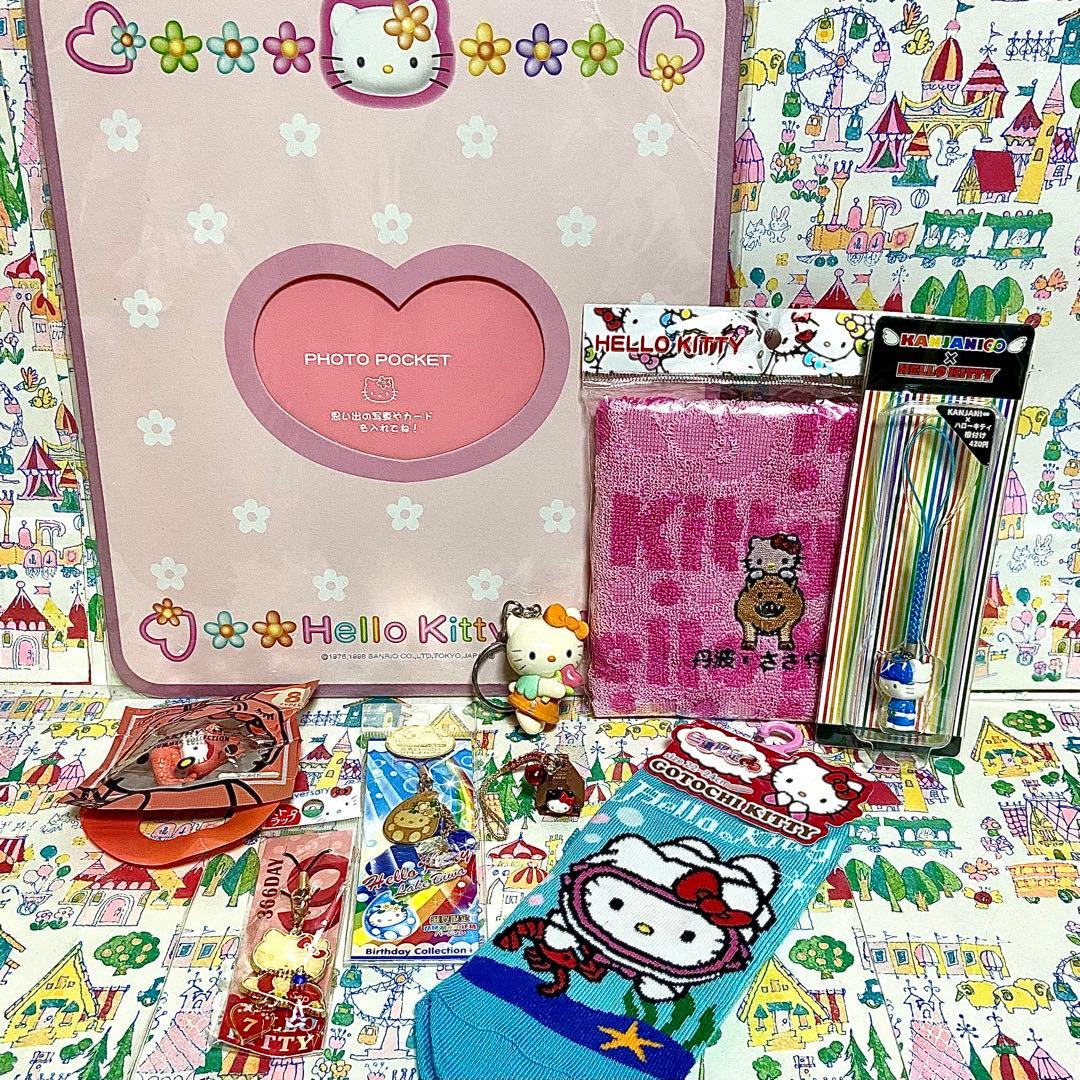 サンリオ ハローキティ まとめ売り スクールバッグ マスコット 文房具他