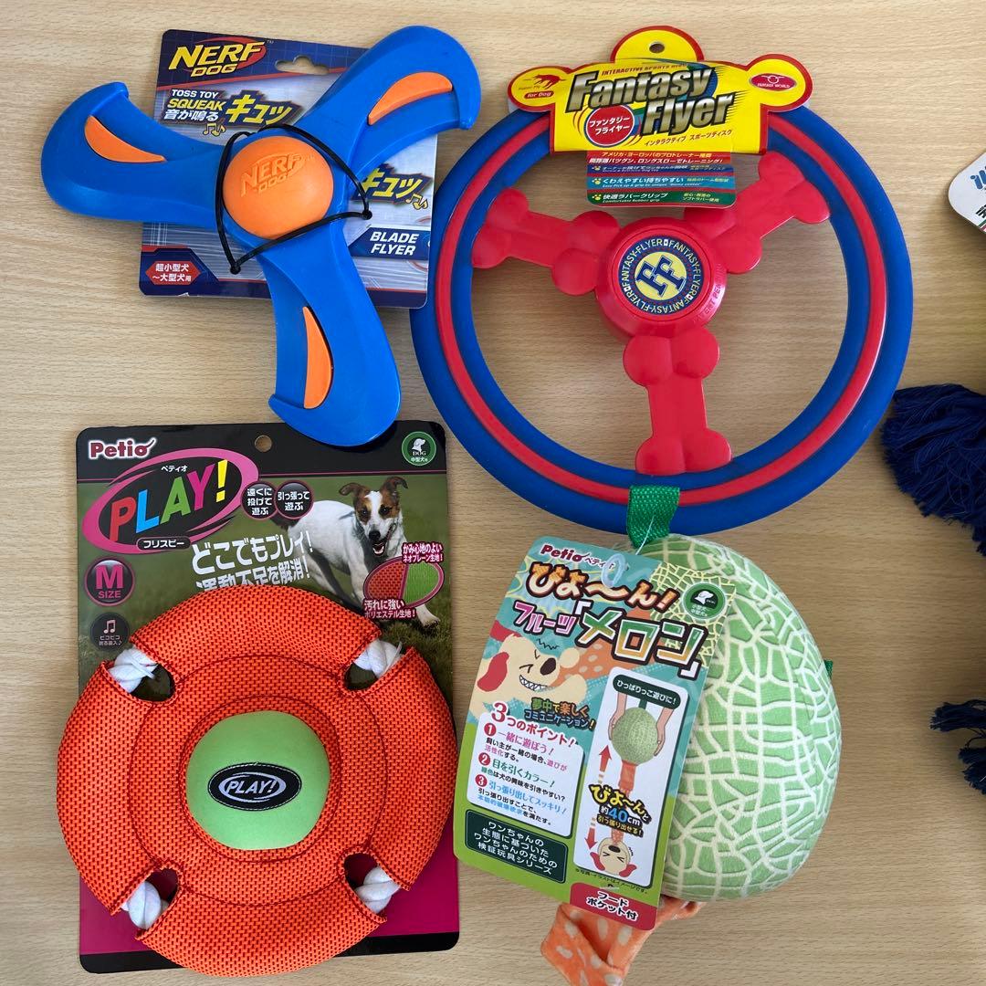 犬のおもちゃ　14個セット　新品未使用　コング　Petio ナーフドッグ　中型犬