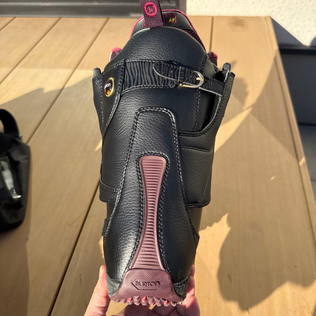 【美品✨袋付き】　《女性　24.5㎝》　Burton ブーツ