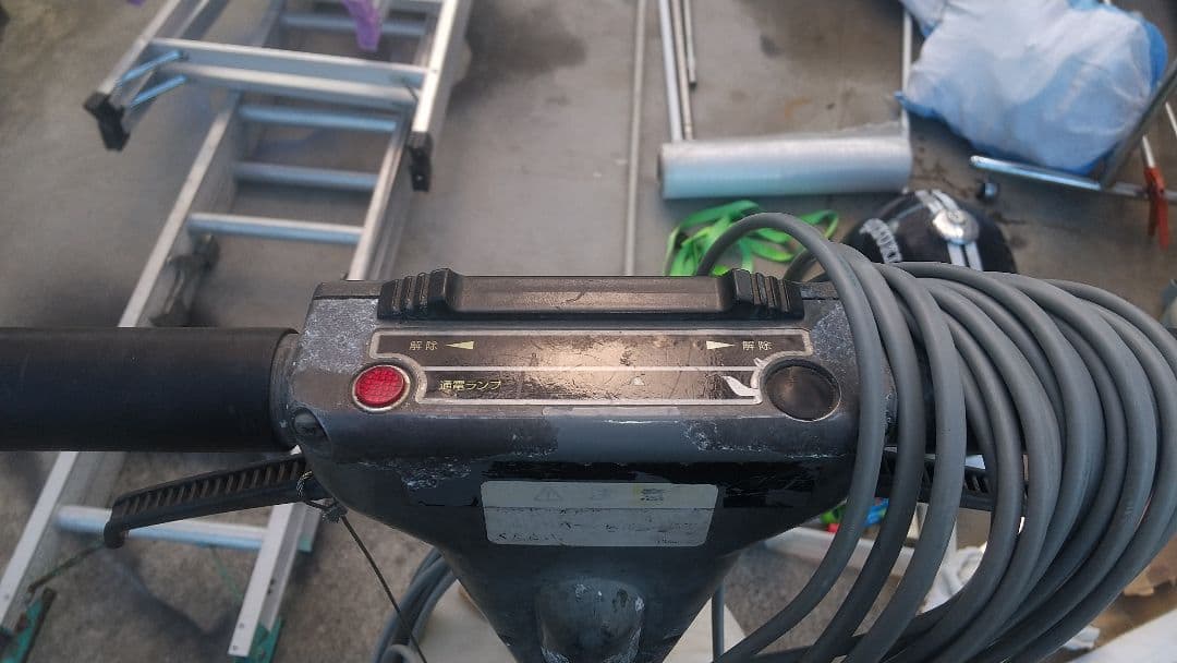 最終値下げ！15 in イノベーターハイロー切り替え式食堂