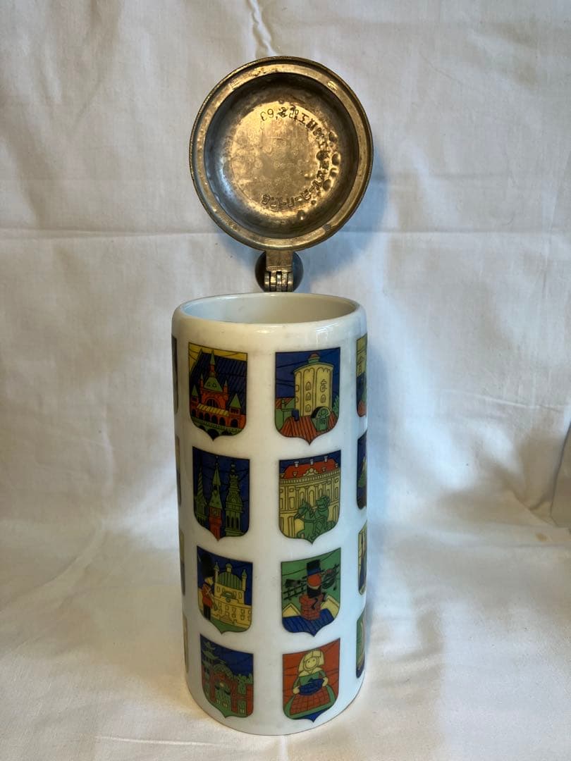 サントリービール武蔵野工場竣工記念ビールジョッキ　1963年　柳原良平イラスト