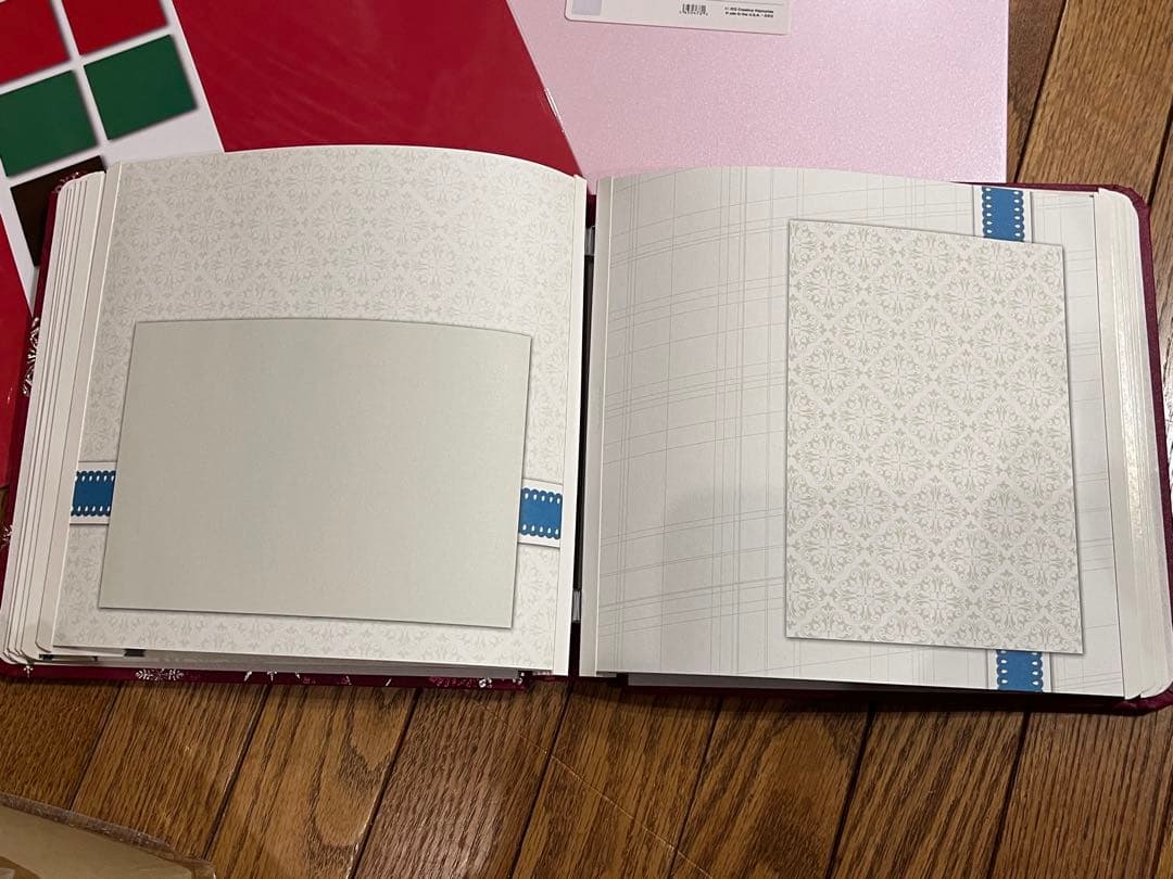 最高可愛いクリスマス調シルバー箔入り8インチアルバム　クリエイティブメモリーズ