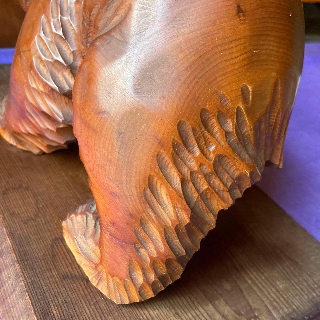 木製クマ彫刻 手彫り インテリア　作家もの　哲也作　台座立札あり　吼え熊　毛彫り