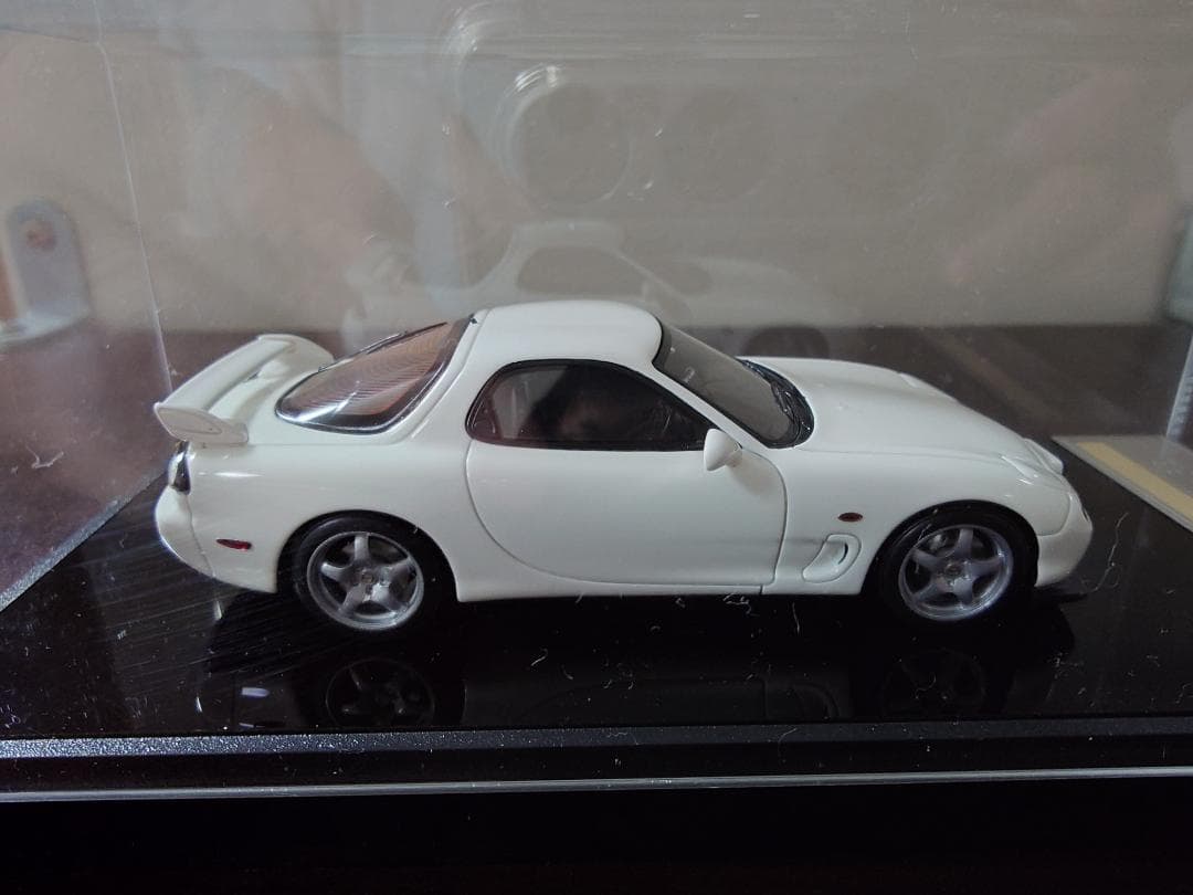 ミニカー Make Up VISION RX-7 (FD3S) Type RS White