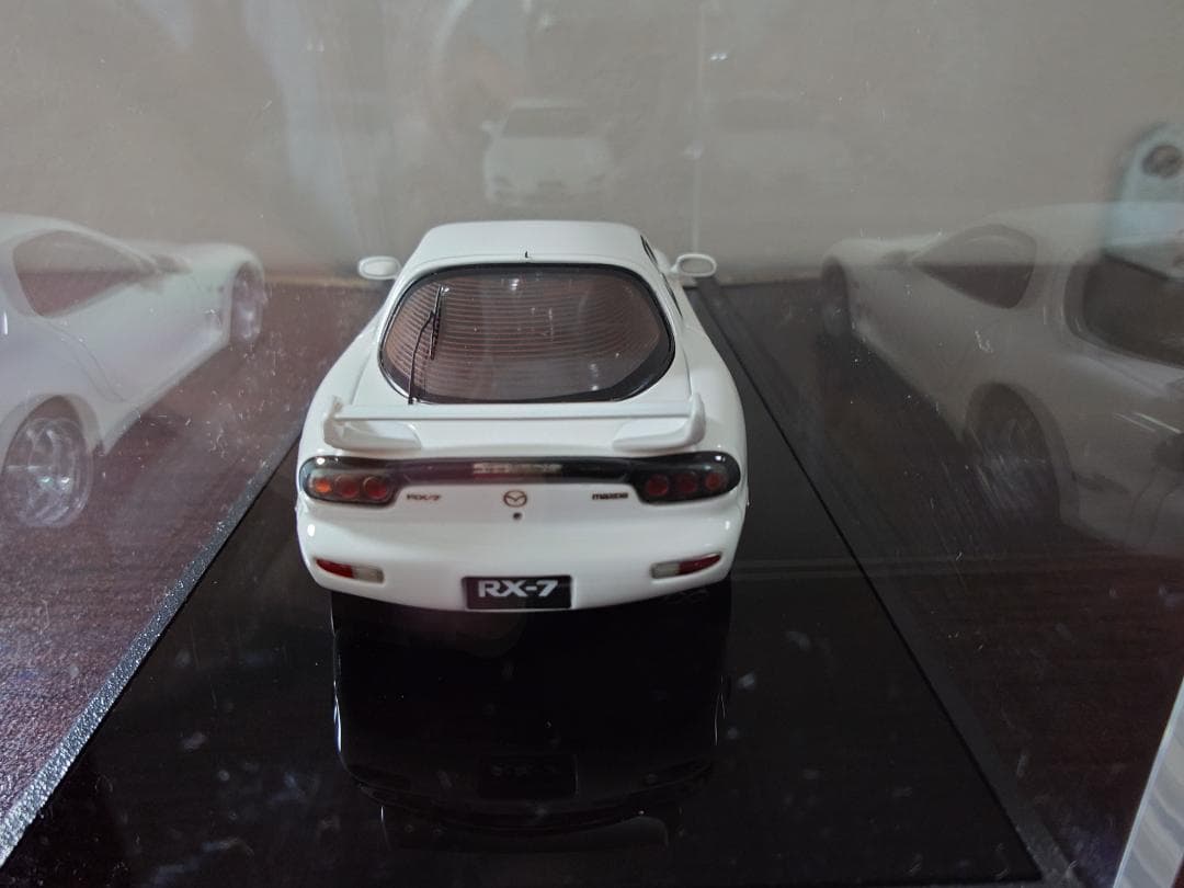 ミニカー Make Up VISION RX-7 (FD3S) Type RS White