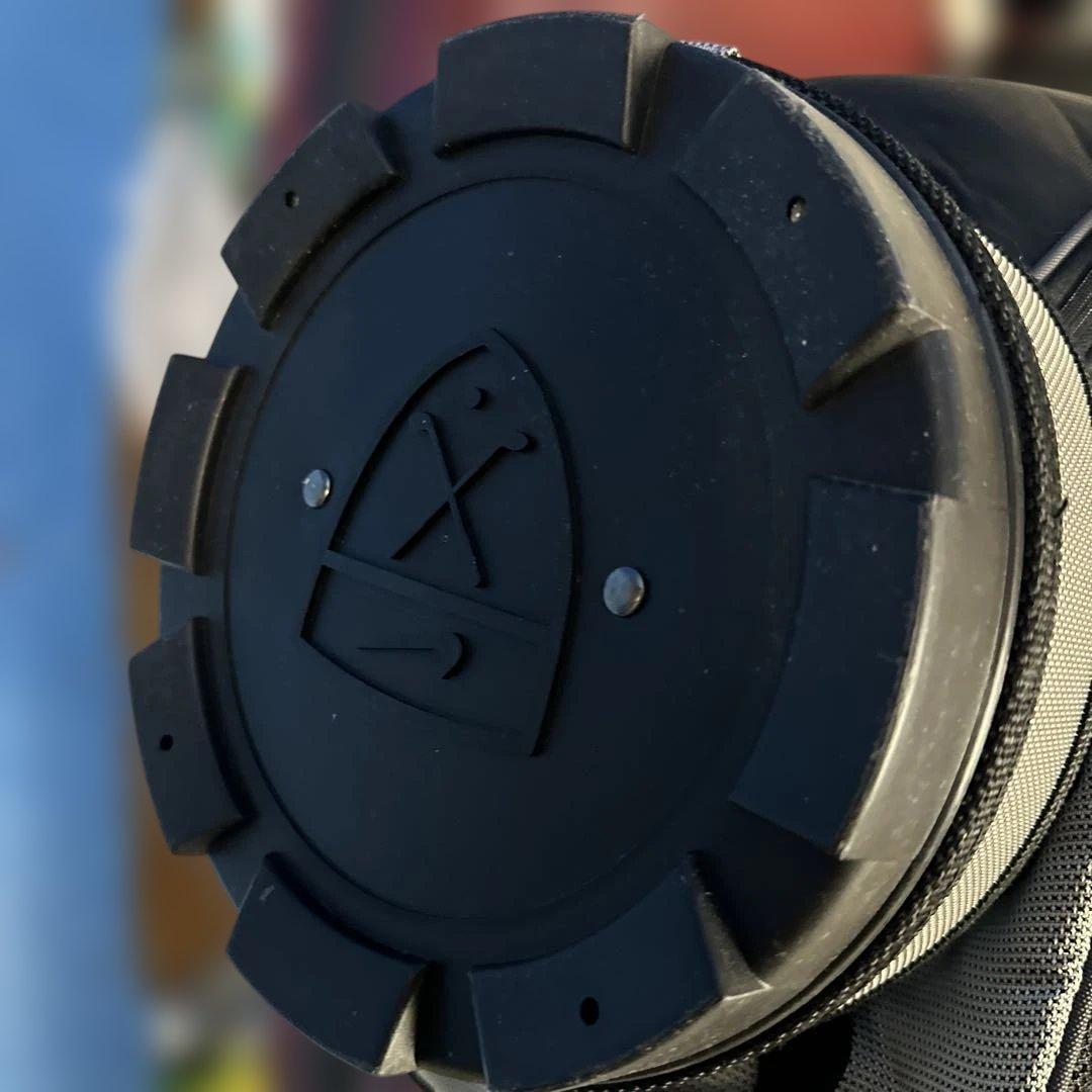 Nike ゴルフキャディバッグ シルバー 年末値下げ中