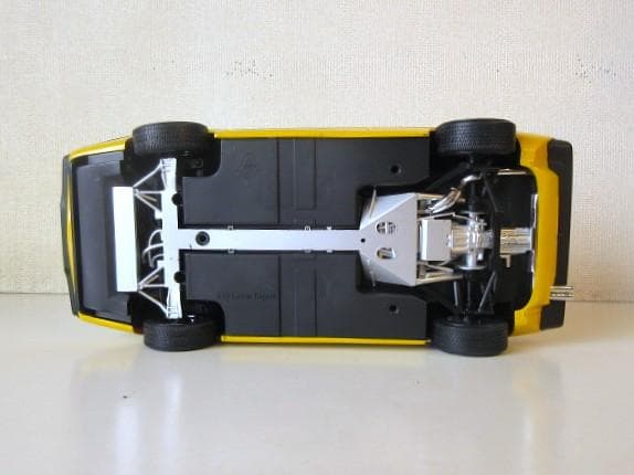 特価 AUTOart (1/18) ロータス エスプリ