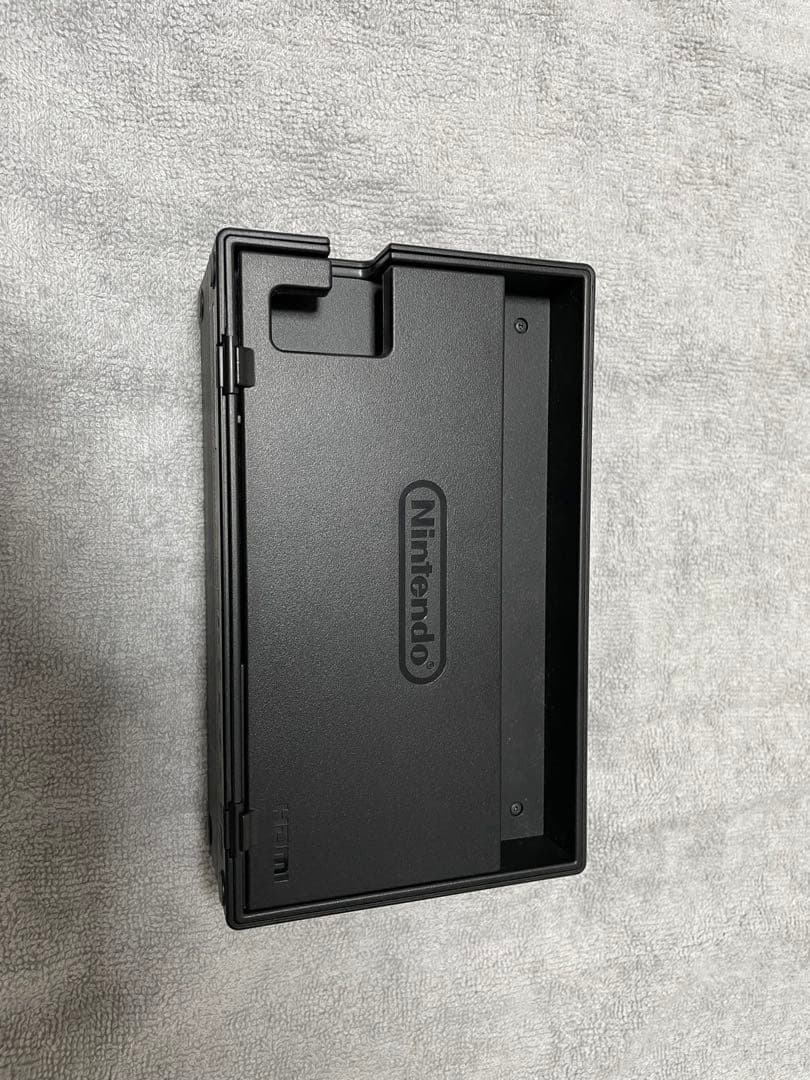 Nintendo Switch 本体 グレー おまけ付き　美品 即日発送可能