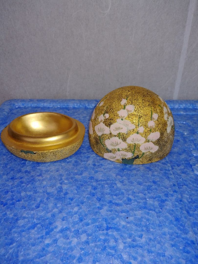 茶道具　金砂塗梅林文香合