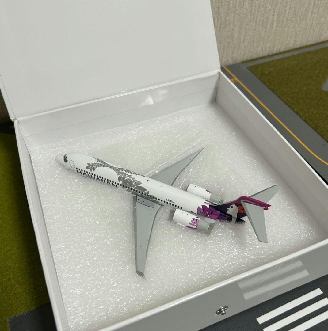 Hawaiian Airlines B717-200 新塗装 1/200