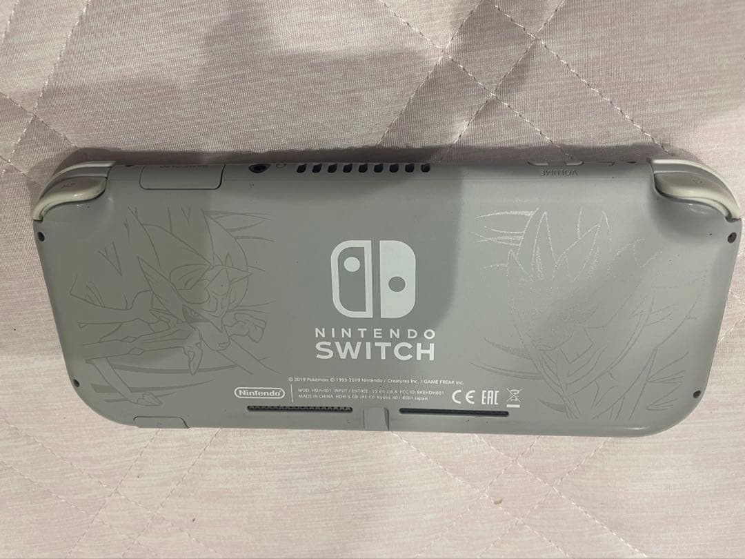 Nintendo Switch Lite本体 ザシアン・ザマゼンタ