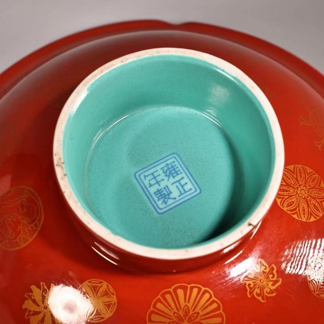 中国古美術・珍蔵七宝彩と粉彩・赤釉と描金磁器の碗・純手描き・箱付・置物・観賞皿