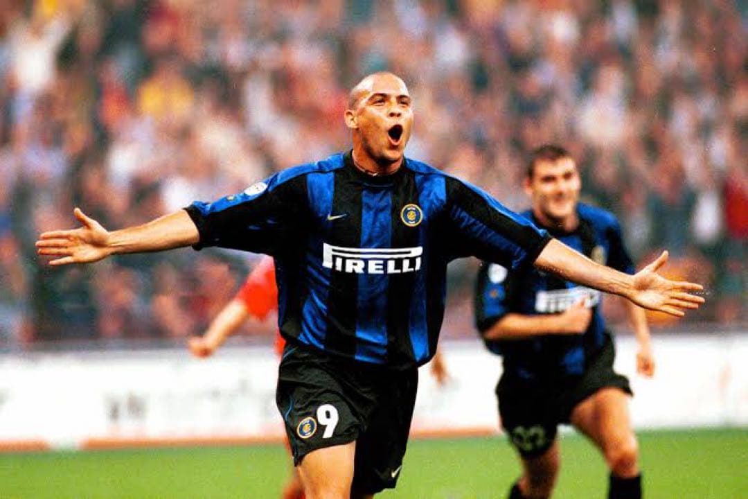 正規品 99/00 インテル•ミラノ ユニフォーム ロナウド Lサイズ